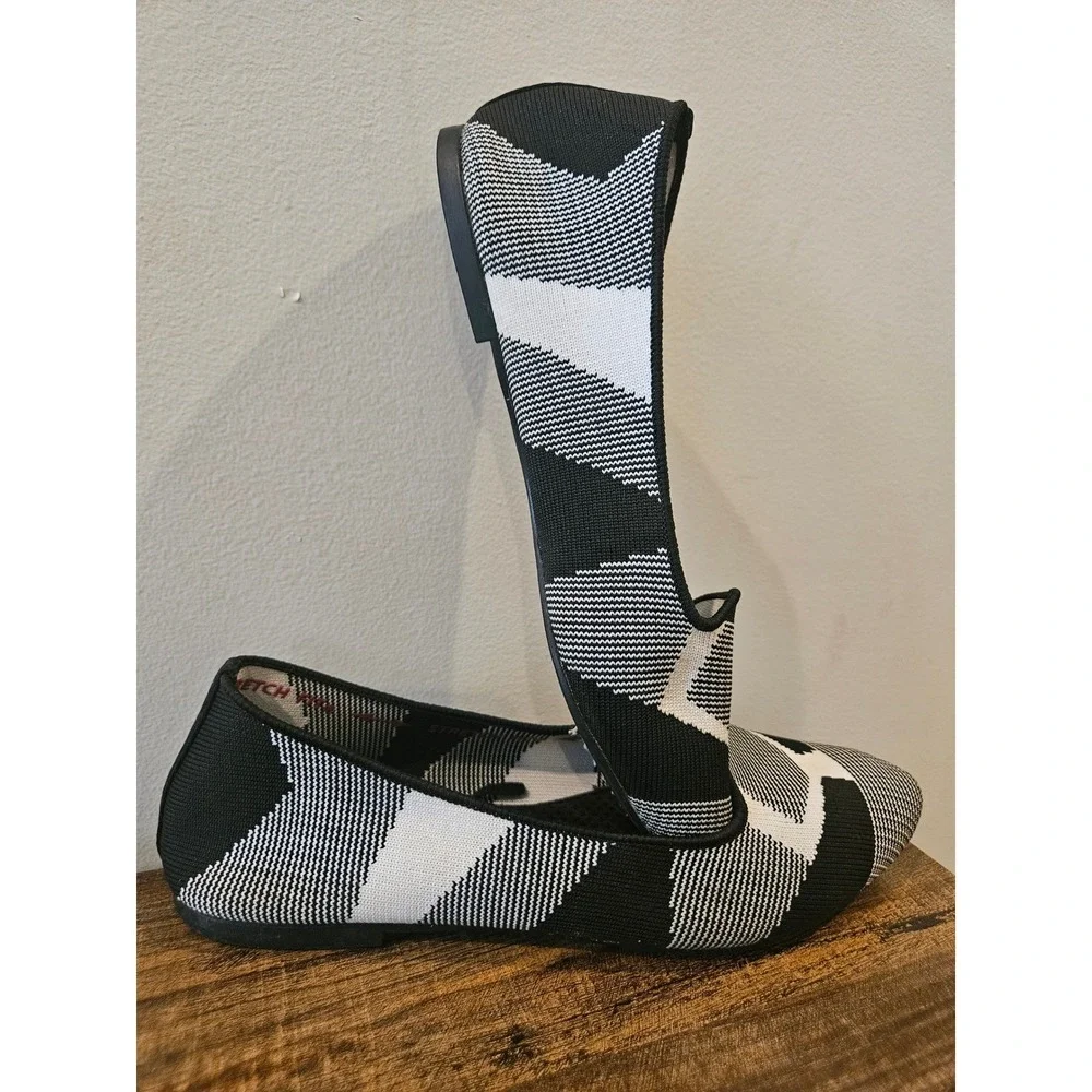 Skechers Cleo Bewitched Black White Knit Air-Cooled Memory Foam‎ Flats Size 8